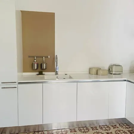 Maison 120m2 / Centre / Grand Jardin 250m2 *